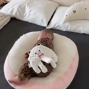 CuddlePal™ Plüschhand zum Kuscheln & Klopfen